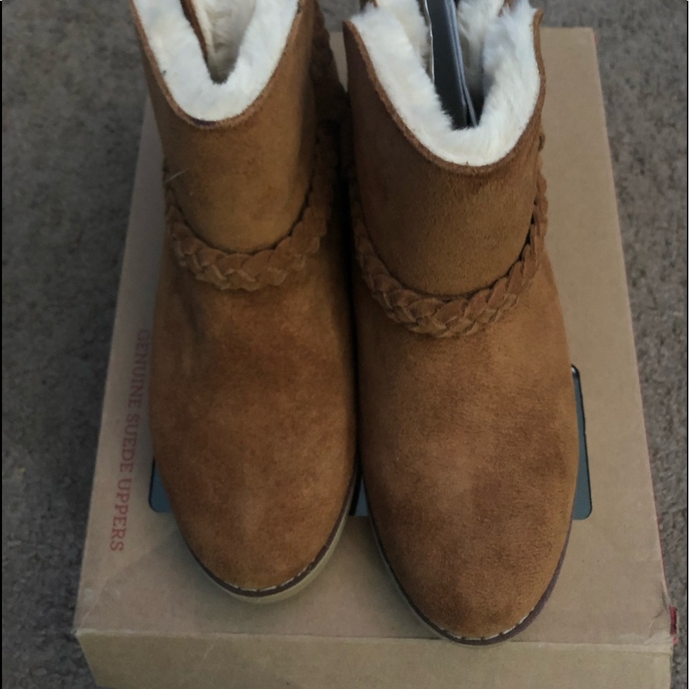 Women’s style & co genuine suede and Leather!!!!